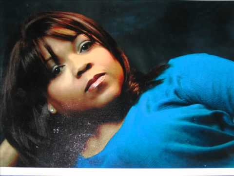NeiCe Knight Sings The Star Spangled Banner.wmv