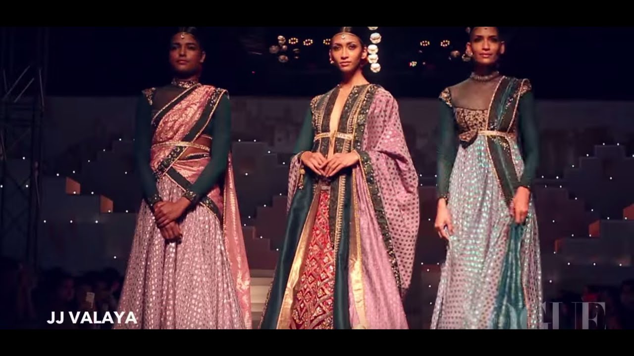 The 16-Designer Amazon India Fashion Week - Grand Finale | Spring ...