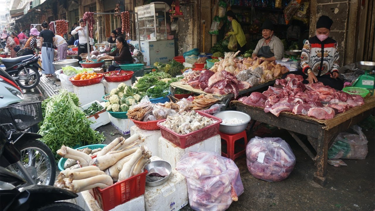 Morning Activities of Khmer People Buying Food @Phsa Touch - Street Food Market Scene on Morning