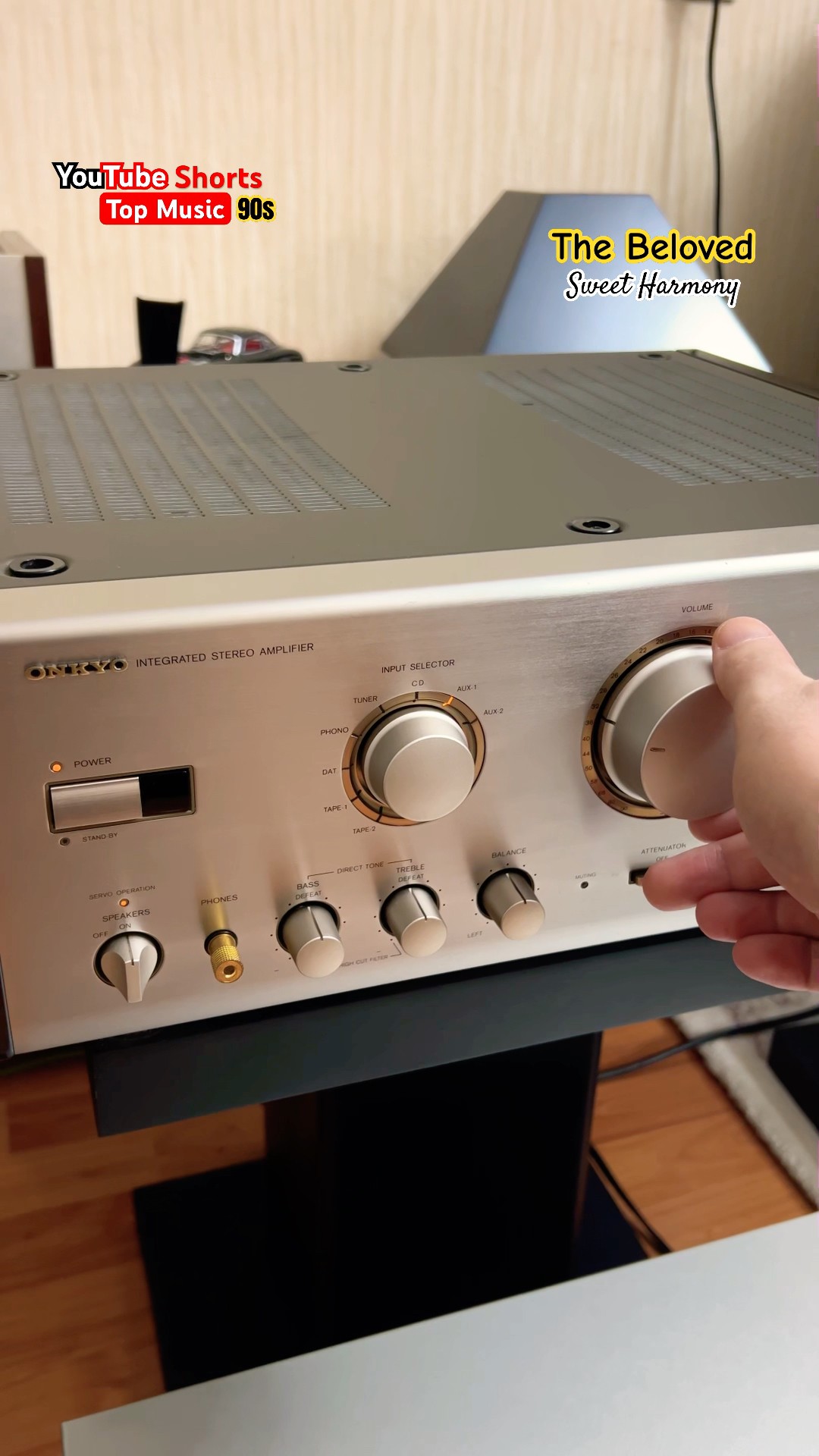 ONKYO Integra A-919 | The Beloved - Sweet Harmony #synthpop - YouTube