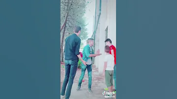 شوف الصحبه لو تقول هذا اليكول يني ديس عله لقم وديس علفلوس 