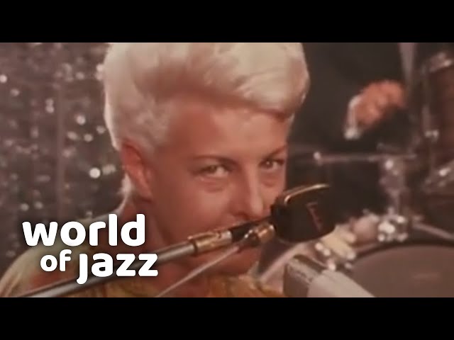 Pia Beck - It's All Right With Me Medley - Pia Beck Show - 17