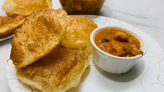 Restaurant style Paneer Mushroom curry/Crispy Bengali Luchis/ How to make thick and creamy gravy