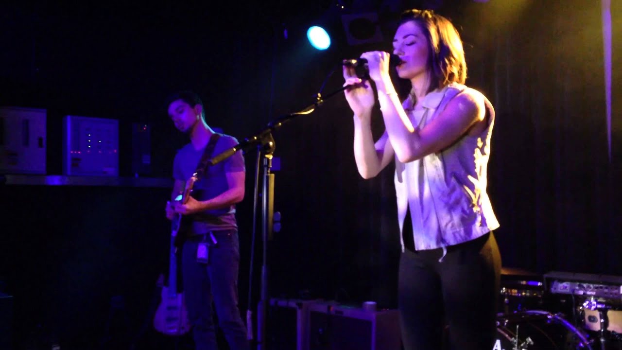 Leonard Cohen Jeff Buckley Hallelujah Hannah Trigwell Live Cover