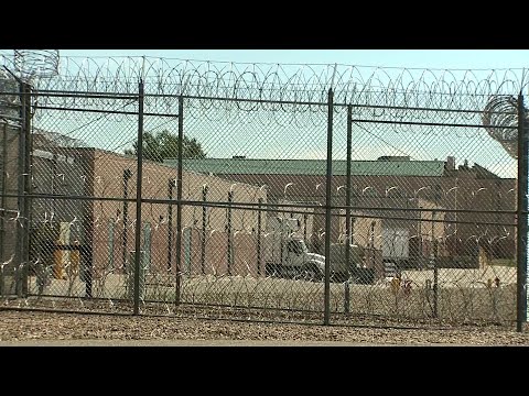 woman-who-gave-birth-alone-in-denver-jail-cell-files-lawsuit