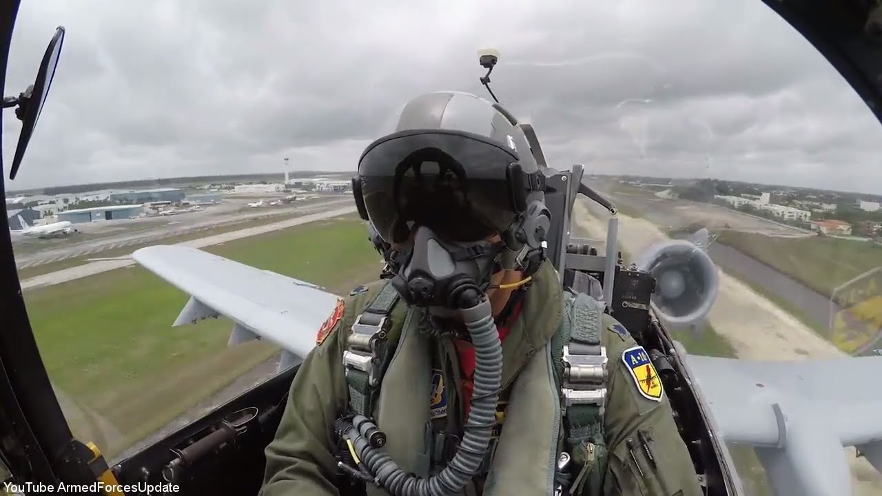 PILOTS VIEW US Air Force A-10 gets ready for Air Show in Miami Florida (video)