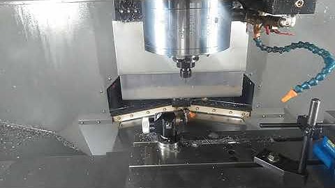 Hurco VMX30I Renishaw Tool probe