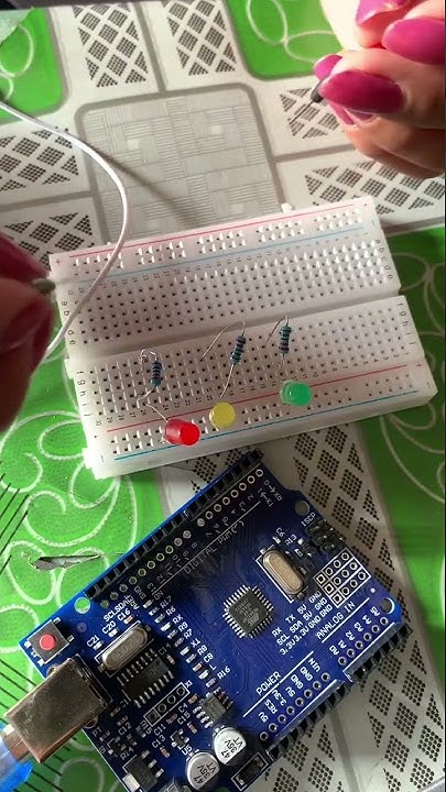 LEDs and Breadboards with Arduino in Tinkercad - YouTube