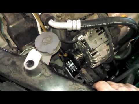 Serpentine belt replacement 2011 Nissan Rogue 2.5 Install Remove Replace How to