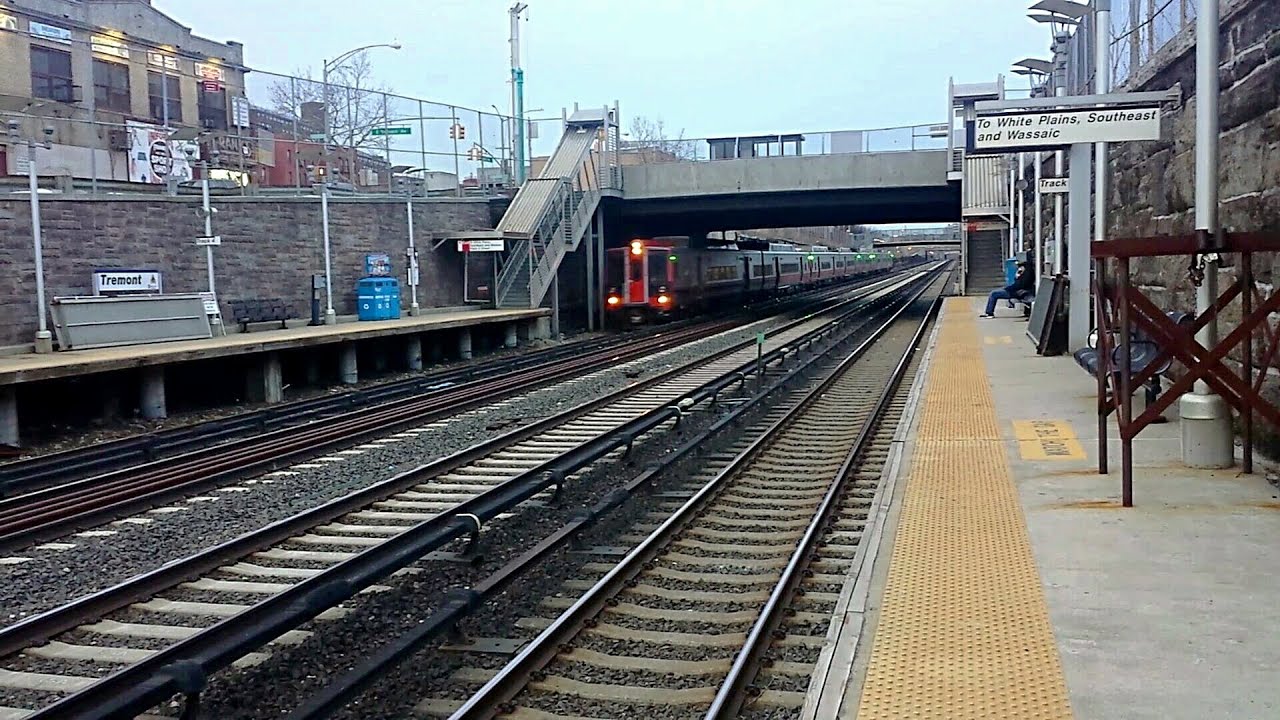 Metro North New Haven Express... - YouTube