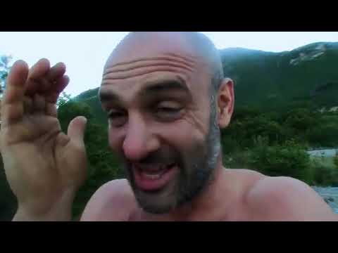 Ed Stafford ile hayata kalama mücadelesi amazong