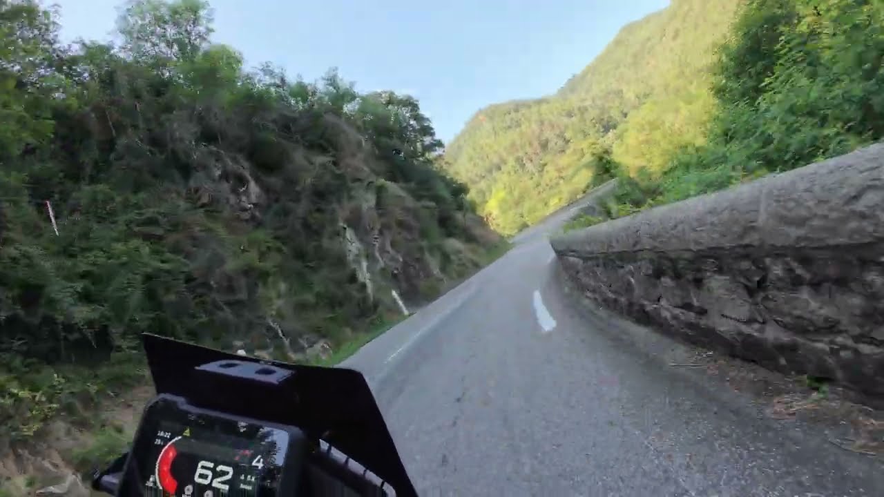 ARDECHE - D120 Da Le Cheylard a Saint Sauveur de Montagut