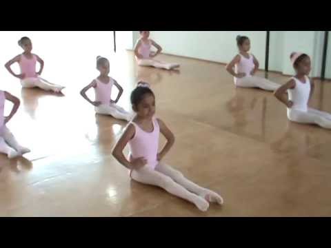 Video: Cómo Enviar A Un Niño Al Ballet