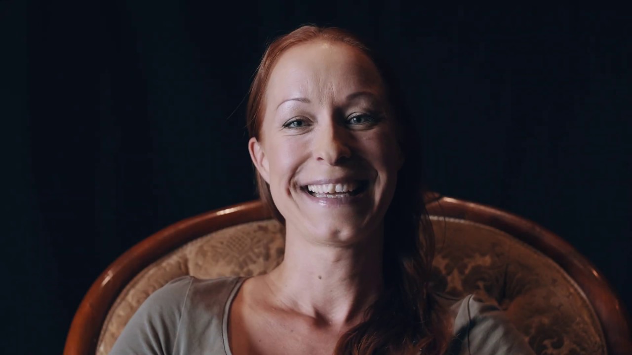 Camilla Moberg, scenkonstnär