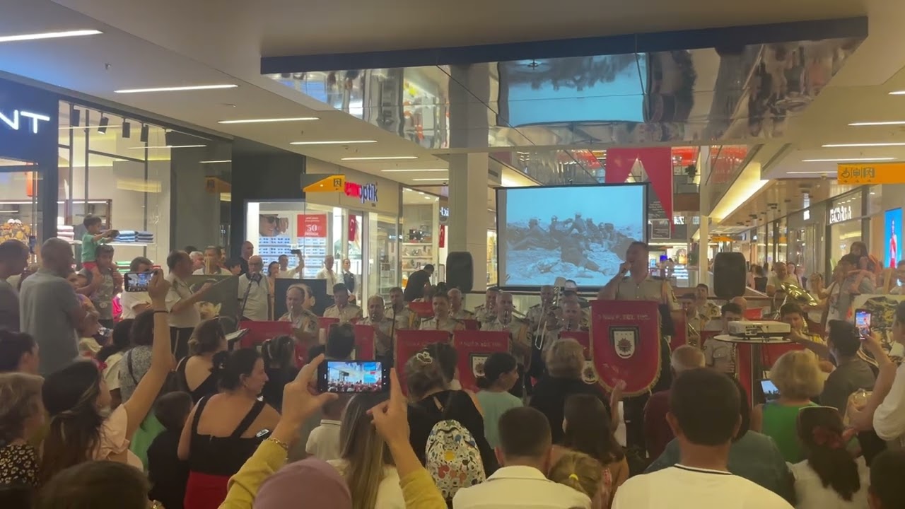 30 Ağustos Zafer Bayramı Askeri Bando Mızıka Takımı Kutlamaları Antalya Terracity Konser