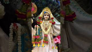 Mera ke Prabhu Girdhar naghr#bhakti#radheshyam#viral #ytshorts#bhajan#yttrending
