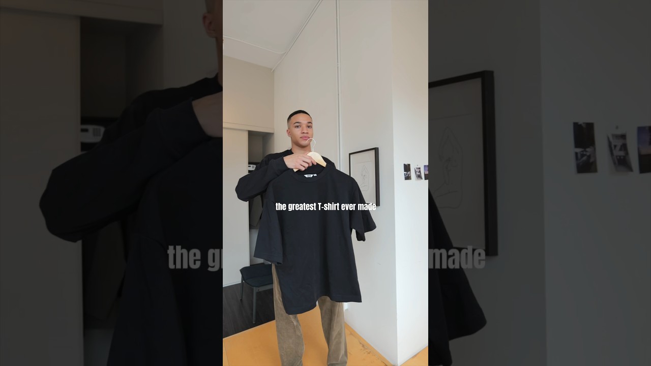 יוניקלו אף פעם לא מפספסת את הדברים הבסיסיים. חולצת הטי של אייריזם שכולנו אוהבים עכשיו עם שרוולים ארוכים. #uniqlo