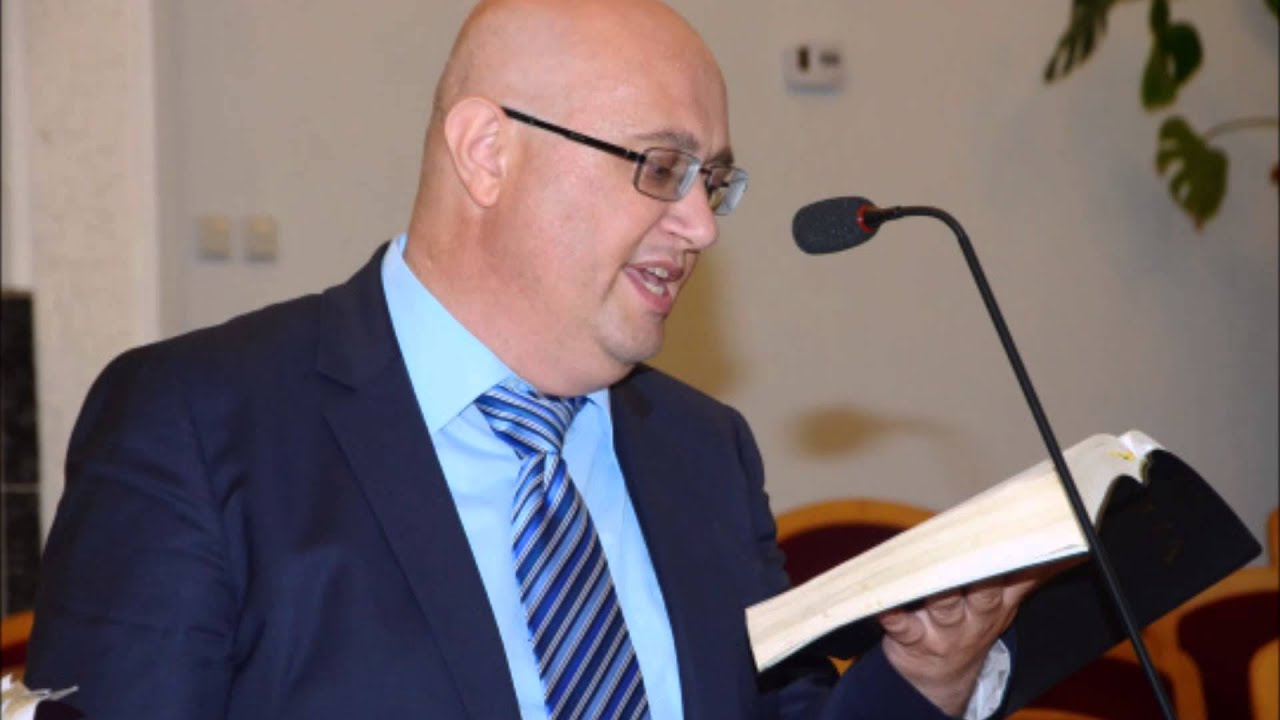 Cătălin Vasile, Reabilitarea lui Moise camera iphone 8 plus apk