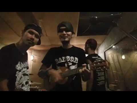 SUPERIOTS - Lepas Kendali (LIVE Studio Rumah Sakit Jiwa)