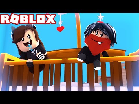 Los Bebes Se Escapan De La Guarderia Roblox Youtube - nadamos entre tiburones siendo pinguinos en roblox youtube