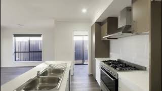 🏡 Brand New Family Home in Thriving Five Farms Estate - 36 Avenator Circuit, Clyde North, Vic 3978