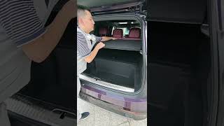💡Removable trunk shelf in the all-new Xpeng G9L