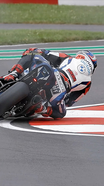 WSB’s Garrett Gerloff knee-down Bonovo Action BMW M1000RR World Superbikes Donington Park 12/07/24.
