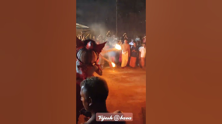 ഭൂതം തെയ്യം കല്ല് അടിച്ചു #theyyam #kannur  പൊട്ടിക്കുന്നത് കണ്ടിട്ടുണ്ടോ