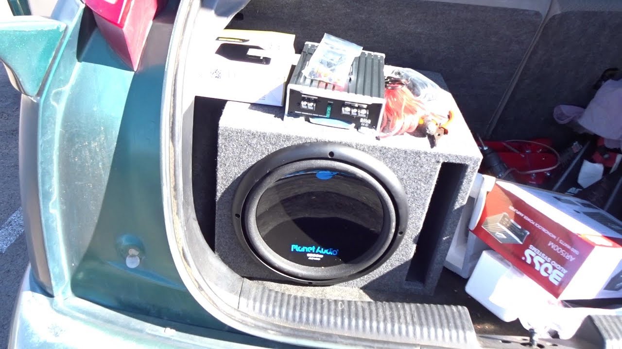 boss 1800 watt subwoofer