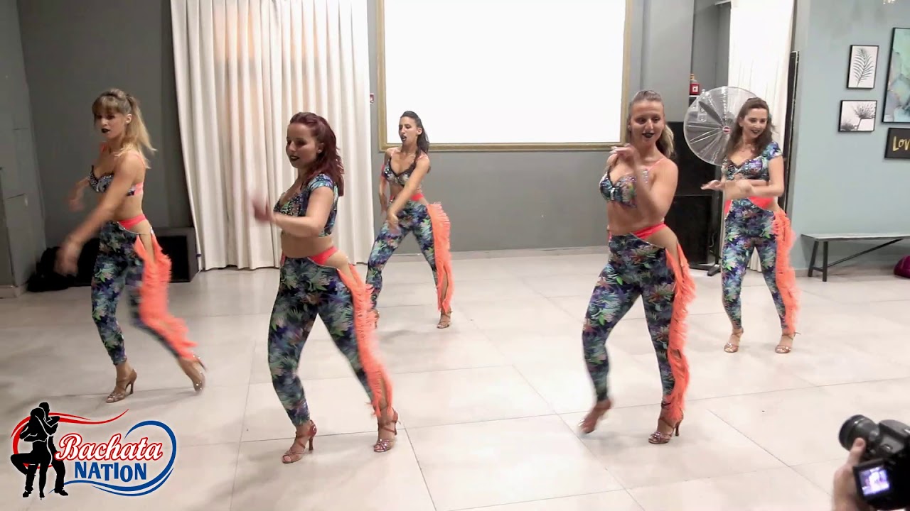 Ladies de la Luz - Lady style Bachata performance 3