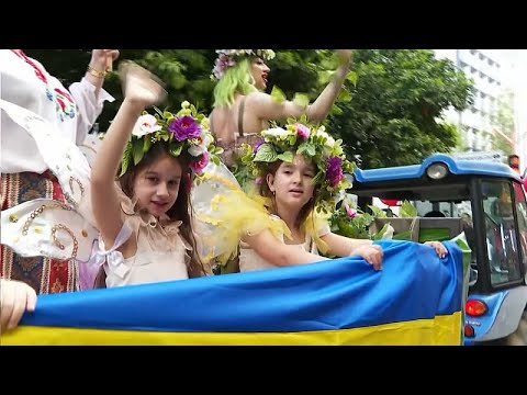 رقص و رنگ و شادی در جشنواره بهار نارنج شهر آدانا