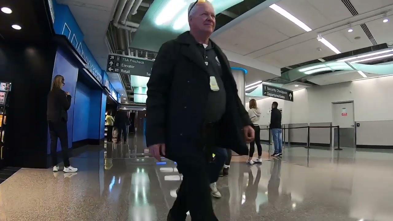 Des Moines International Airport DSM Tour