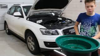 Замена масла на Ауди Q5. 2.0TFSI двигатель CDNC. Как правильно менять масло. Замена масла на Ауди Q5. 2.0TFSI двигатель CDNC. Как правильно менять масло.