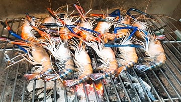 NƯỚNG TÔM CÀNG XANH BẰNG THAN CỦI ĐỎ RỰC