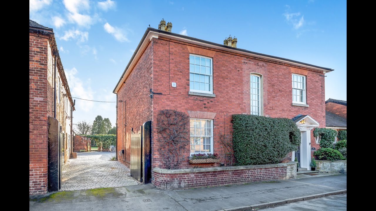 Post Office Road Alrewas Burton on Trent Fine & Country