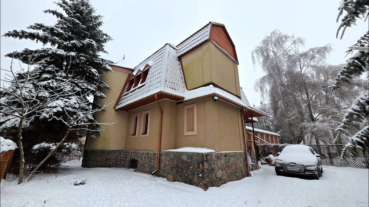 Будинок з власним озером і опалювальним зимовим садом | 550 м² | 14 км від Києва