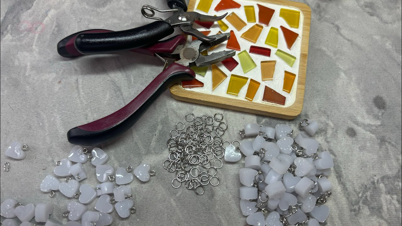 Где выгоднее всего заказывать материалы для творчества и творческого бизнеса?