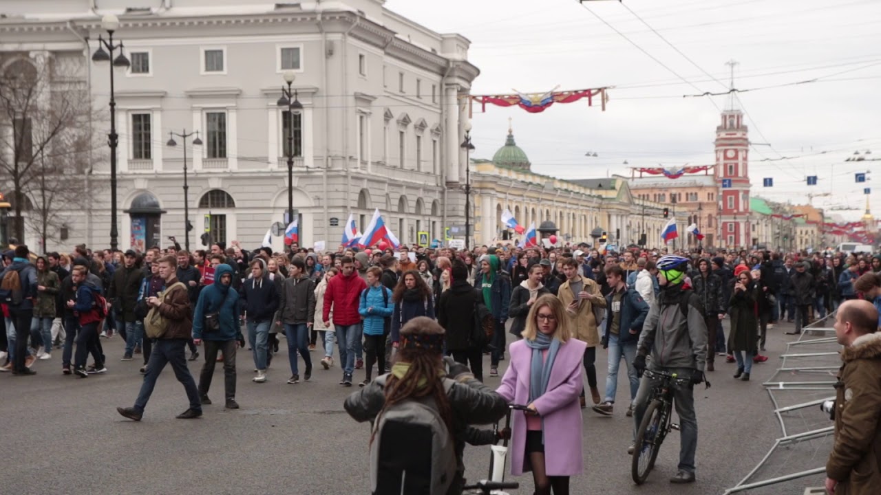 Право на мирные собрания и митинги. Мирные собрания. Мирные собрания картинки. Мирное собрание граждан. Мирное собрание фото.