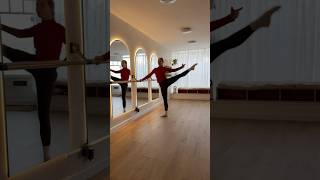 Trying the grand battement beat #ballet #balletchallenge #grandbattement #balletdancer #balletlife
