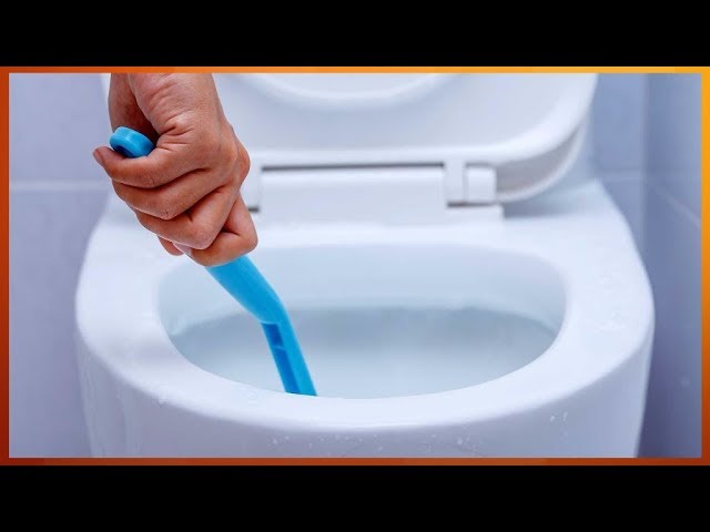 How to Make Your Own Toilet Cleaner With Pantry Items | Rachael Ray Show