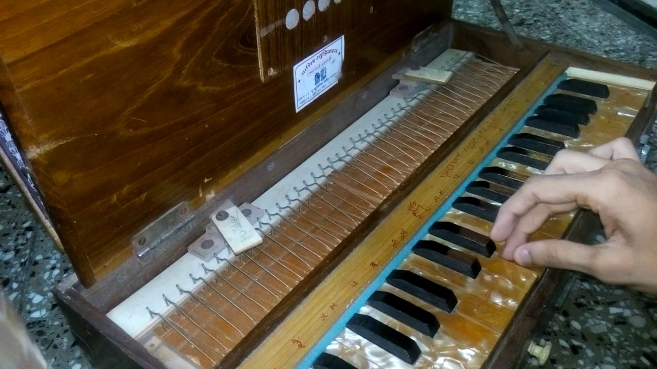 Jeena Jeena on harmonium by hardik modi. YouTube