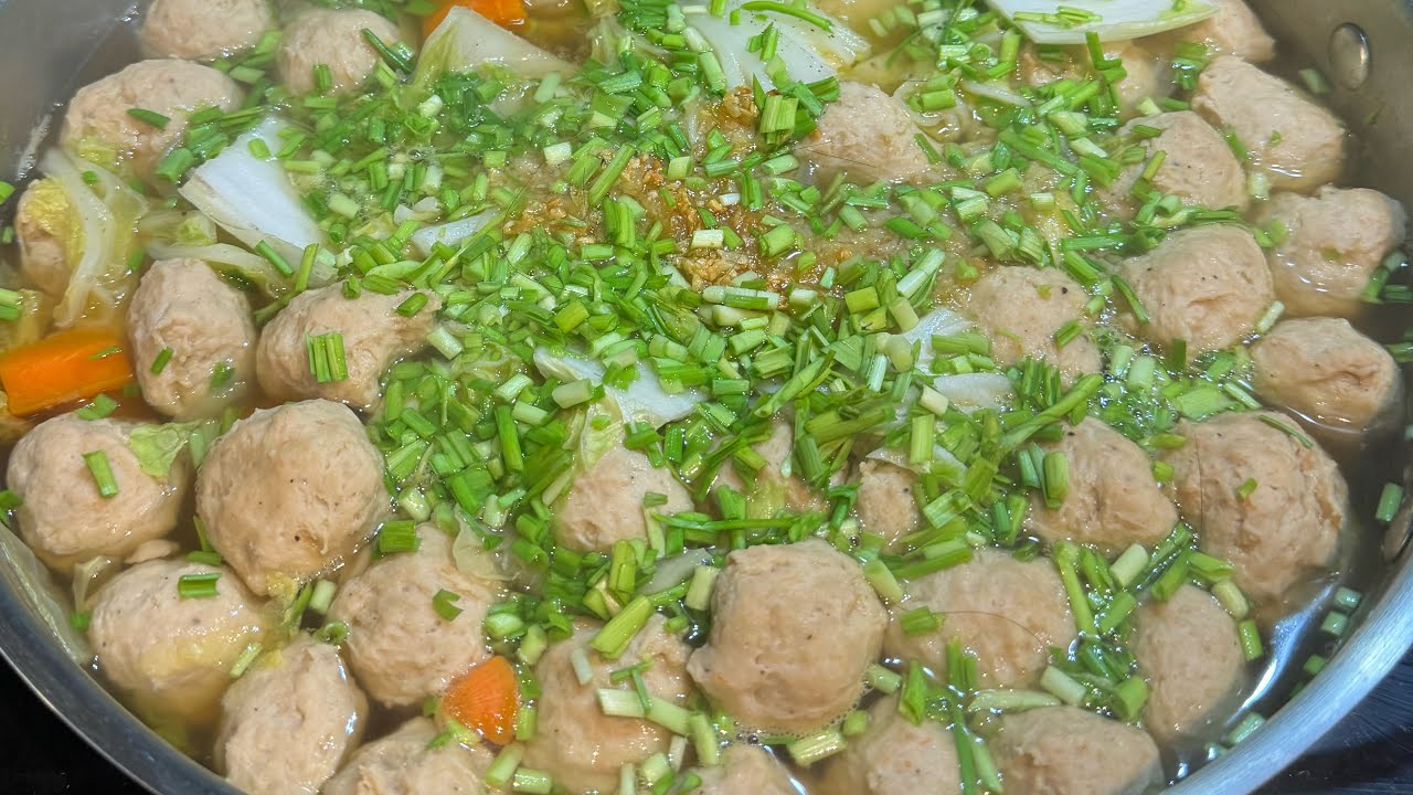 Asian Meatballs Soup || Ly Cooke