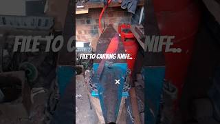 forging out and old file into a carving knife #forgedinfire #knifemaker #blacksmith