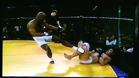 battlecade Maurice Smith vs kazinauri.1997