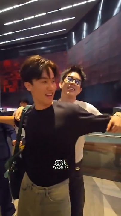 off& tay friendship part 1 #tawan_v #เตนิว #bl #newwiee #taytawan #offjumpol #gmmtv #breakupservies