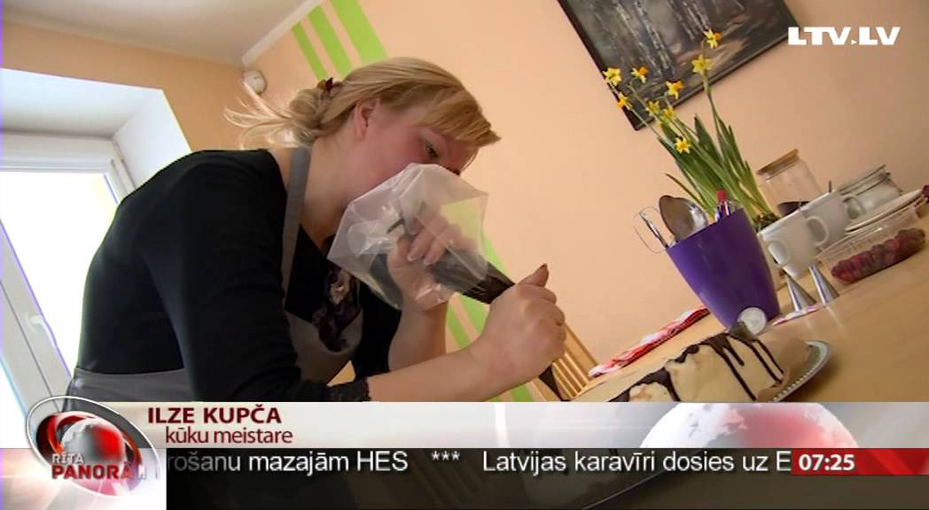 Pēc Baldones kūkām cilvēki stāv rindā