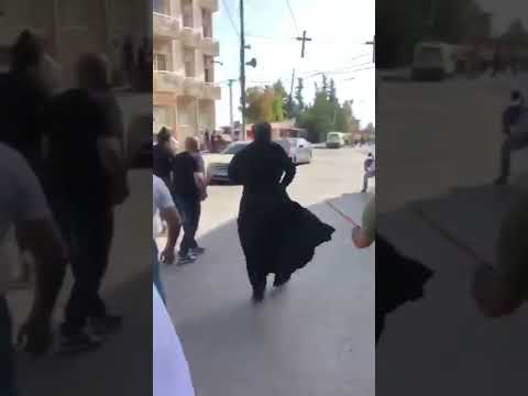 صرخوا شيعه شيعه في وجه أبطال زحلة فاكلوا نصيبهم