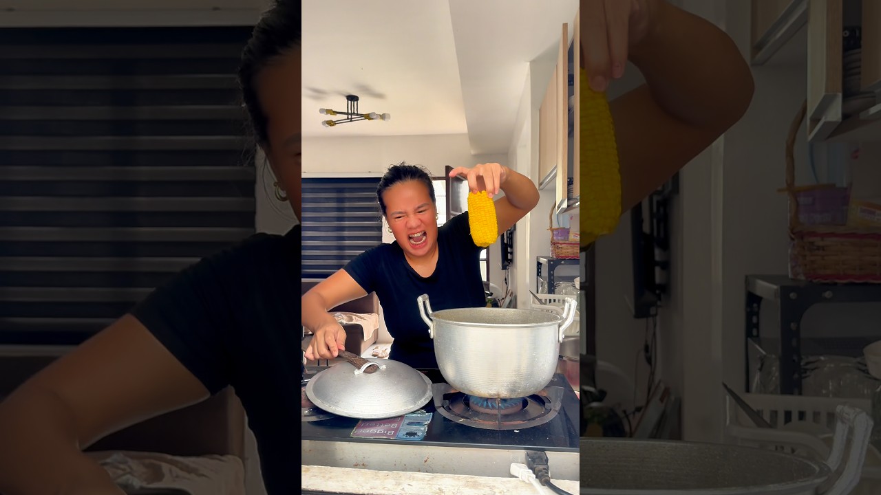 Sweer corn from my neighbor 🌽 🤣 #youtubeshorts #funny #comedy #trending #viral #youtube #fyp