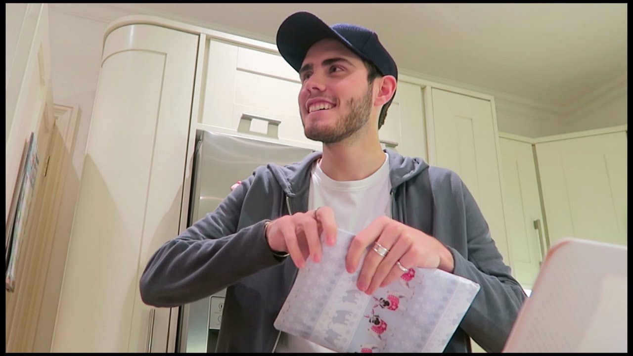 IM THE BEST BOYFRIEND EVER