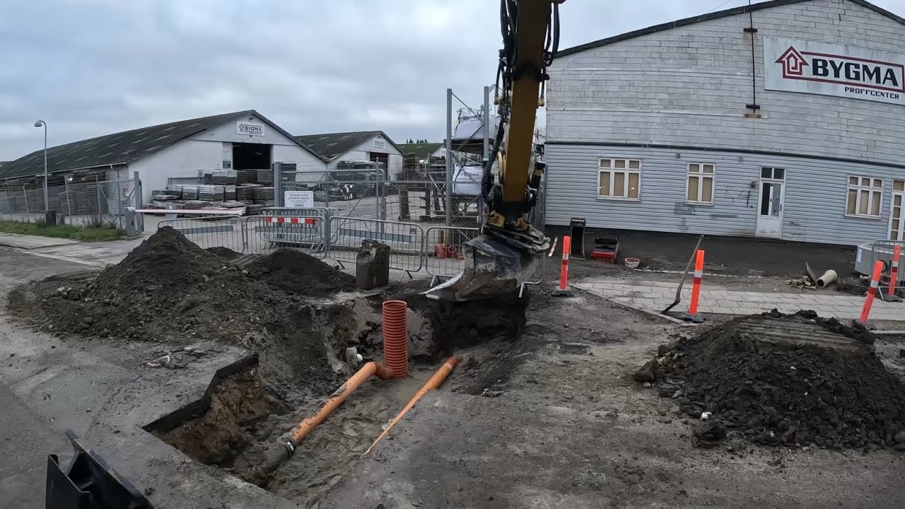 Letting The Next Generation Finish The Pipes At Bygma!